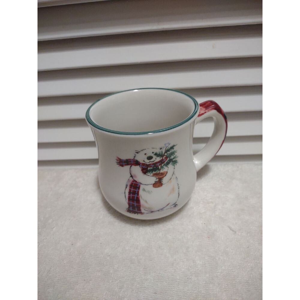 Pfaltzgraff Snow Bear Holiday Winter stoneware white red coffee mug cup